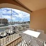 Hyedhi Pour 4 Personnes Avec Vue Sur Le Port D'hyeres Apartment