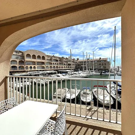 Hyedhi Pour 4 Personnes Avec Vue Sur Le Port D'hyeres * イエール