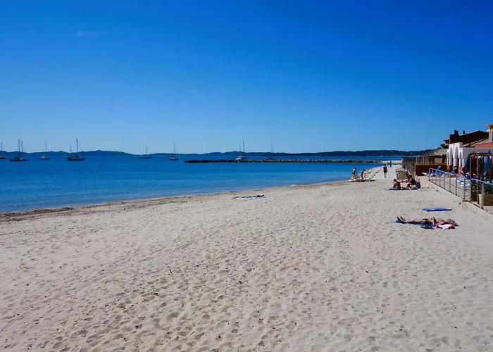 Hyedhi Pour 4 Personnes Avec Vue Sur Le Port D'hyeres Apartament Hyères